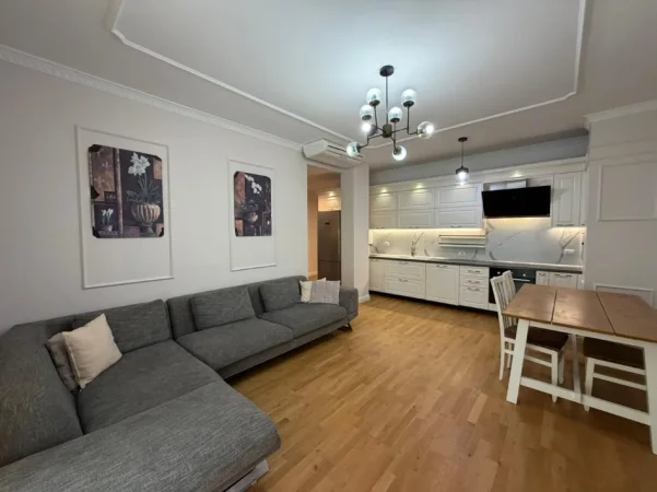 Tirane, shitet apartament 3+1 Kati 3, 118 m² 340.000 € (Kopeshti Zoologjik.)