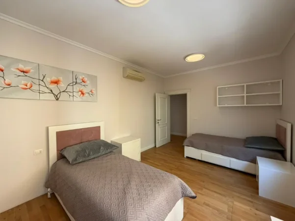 Tirane, shitet apartament 3+1 Kati 3, 118 m² 340.000 € (Kopeshti Zoologjik.)