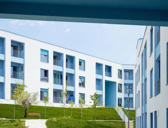 Tirane, shitet apartament 2+1+Aneks+Ballkon Kati 3, 88 m² 127.000 € (fresku)