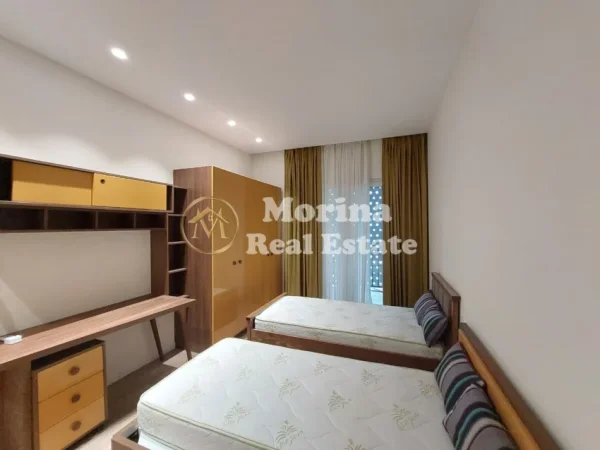 Tirane, jepet me qera apartament 2+1 Kati 4, 130 m² 900 € (Rruga 5 Maji)
