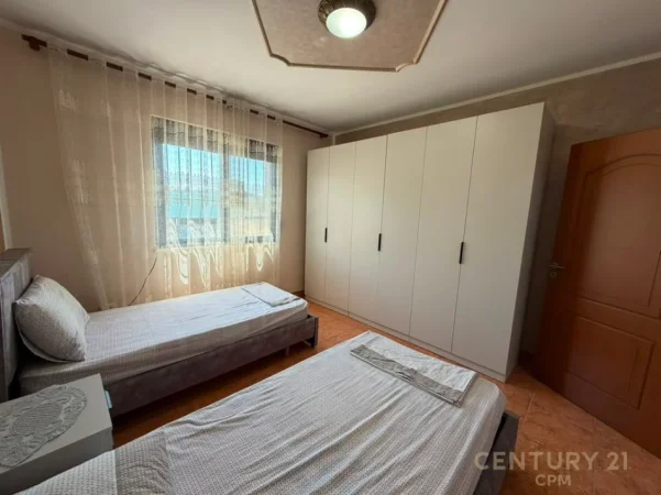 Tirane, jepet me qera apartament 3+1 Kati 1, 91 m² 160.000 € (ali demi prane big market)