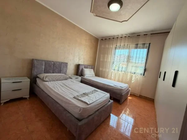 Tirane, jepet me qera apartament 3+1 Kati 1, 91 m² 160.000 € (ali demi prane big market)