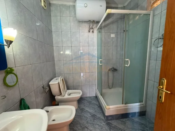 Tirane, shitet apartament 2+1, Kati 6, 97 m² 210.000 € (Ish Tregu Elektrik)