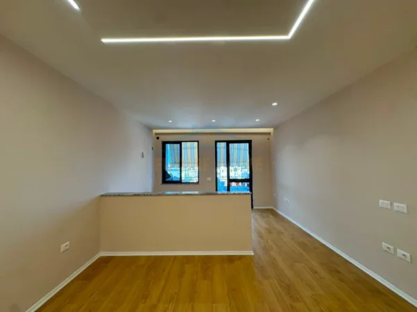 Tirane, shitet apartament 2+1, Kati 6, 97 m² 210.000 € (Ish Tregu Elektrik)