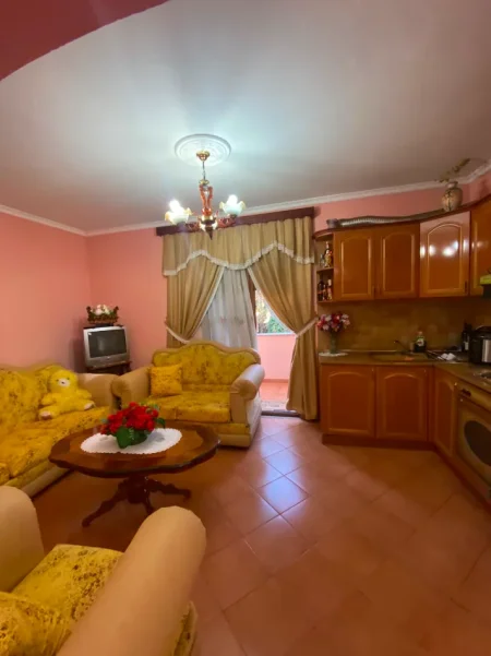 Tirane, shitet shtepi 3+1 Kati 2, 135 m² 168.000 € (Misto Mame)
