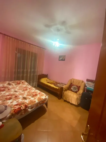 Tirane, shitet shtepi 3+1 Kati 2, 135 m² 168.000 € (Misto Mame)