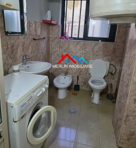 Tirane, jepet me qera apartament 1+1+Ballkon Kati 1, 70 m² 480 € (MYSLYM SHYRI)