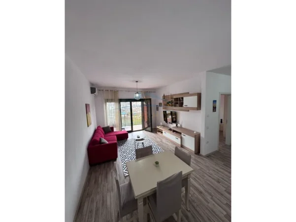 Tirane, jepet me qera apartament 1+1 Kati 2, 72 m² 450 € 