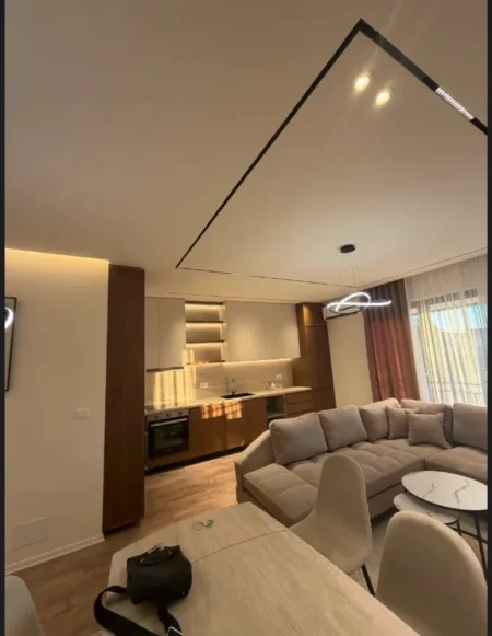 Tirane, jepet me qera apartament 3+1 Kati 3, 1.100 € (Bulevardi i Ri)