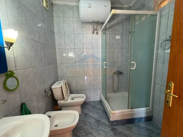 Tirane, shitet apartament 2+1+Ballkon Kati 6, 97 m² 210.000 € 