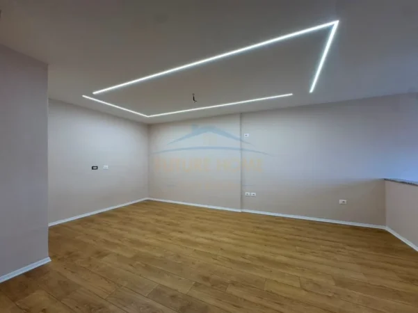 Tirane, shitet apartament 2+1+Ballkon Kati 6, 97 m² 210.000 € 