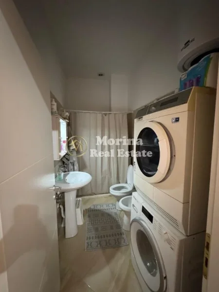 Tirane, jepet me qera apartament 2+1 Kati 2, 90 m² 450 € (Fresku)