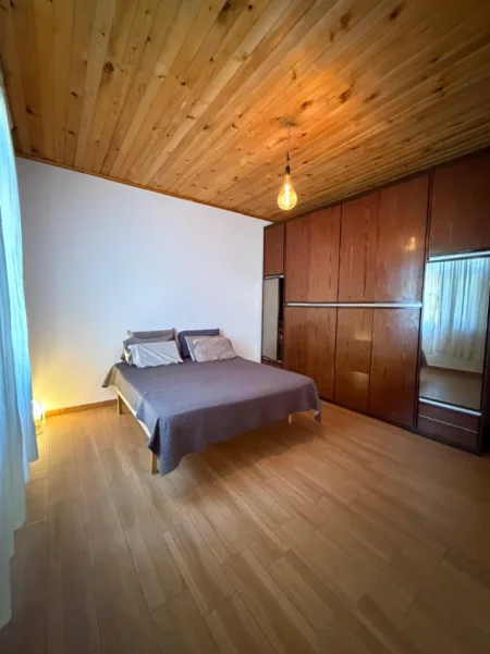 Tirane, jepet me qera shtepi 1+1+Aneks Kati 0, 70 m² 550 € (Mihal Grameno)