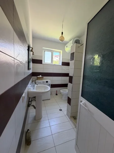 Tirane, jepet me qera shtepi 1+1+Aneks Kati 0, 70 m² 550 € (Mihal Grameno)