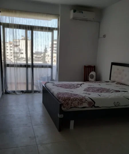 Tirane, jepet me qera apartament 2+1 Kati 6, 100 m² 650 € (Rruga e Kavajës)