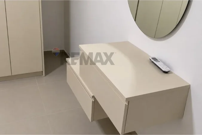 Tirane, shitet apartament 1+1 Kati 3, 65 m²  Rruga: Jordan Misja