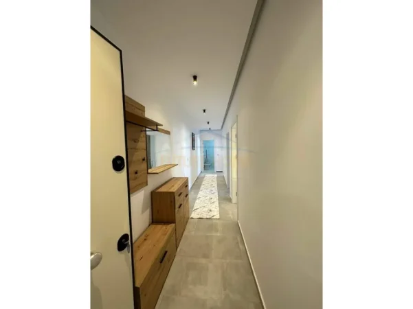 Tirane, shitet apartament 2+1 Kati 6, 104 m² 110.000 € (KAMEZ)