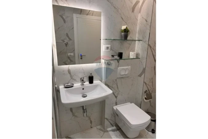 Tirane, jepet me qera apartament 1+1 Kati 4 , rruga e Elbasanit