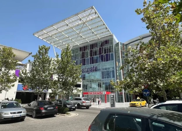 Tirane, jepet me qera Vile , 5.900 € (teg , lunder , farke , mjull-bathore)