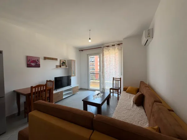Tirane, jepet me qera apartament 1+1+Aneks+Ballkon , 400 € (yzberisht)