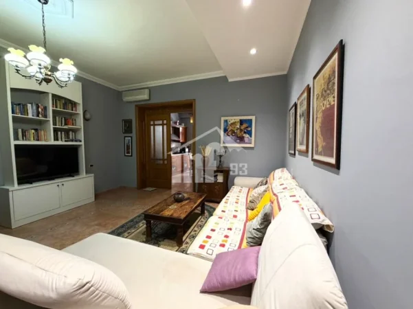 Tirane, shitet apartament 2+1 Kati 1, 91 m² 245.000 € (BULEVARDI “BAJRAM CURRI”, PALLATET “AGIMI”)