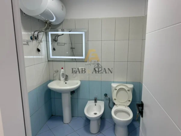 Tirane, shitet apartament 1+1 Kati 4, 55 m² 95.000 € (Misto Mame)