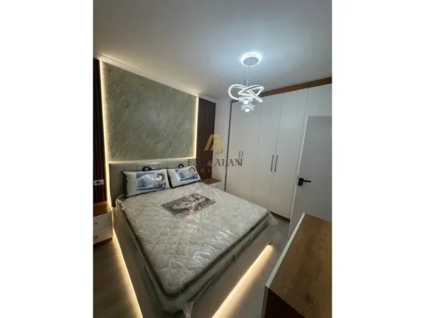 Tirane, shitet apartament 1+1 Kati 4, 55 m² 95.000 € (Misto Mame)