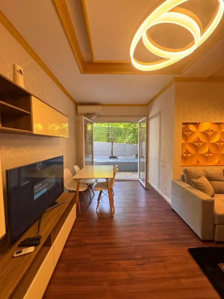 Tirane, jepet me qera apartament 2+1 Kati 0, 120 m² 750 € (Liqeni i Thatë)
