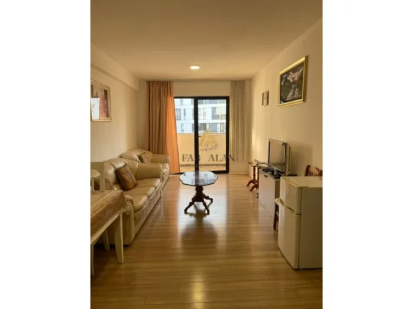Tirane, shitet apartament 3+1+Ballkon , 149 m² 215.000 € (Rruga 5 Maji, Tirana, Albania)