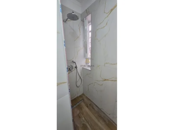 Tirane, shitet apartament 1+1 , 57 m² 137.000 € (Rruga Ali Demi)