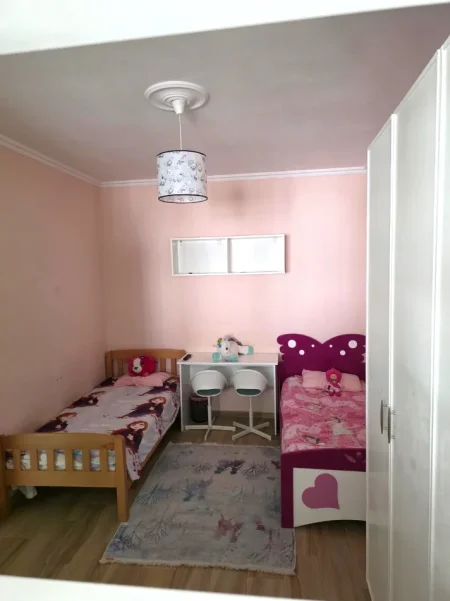 🏡 Jepet me Qira Apartament 2+1 ne Ali Dem tek Ish Tregu Elektrik, 600 mije leke