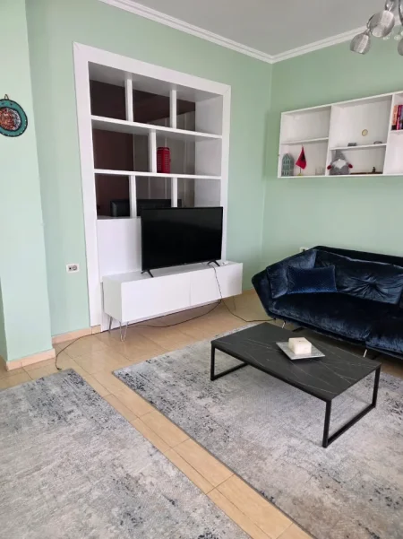🏡 Jepet me Qira Apartament 2+1 ne Ali Dem tek Ish Tregu Elektrik, 600 mije leke