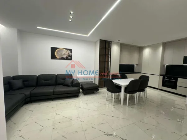 Tirane, jepet me qera apartament 2+1+Ballkon Kati 6, 100 m² (Rruga Dritan Hoxha)