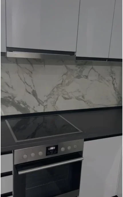 🏠 Jepet me Qera Apartament 1+1 tek  Rruga 5 Maji,  400 MIJE  LEKE