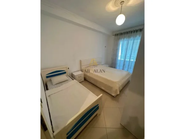 Tirane, jepet me qera 1+1+Ballkon , 76 m² 450 € (Astir)