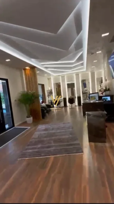 Tirane, jepet me qera ambjent biznesi Kati 0, 140 m² 2.050 € (RRUGA E BURGUT)