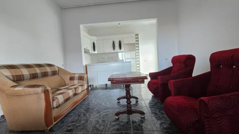 Tirane, jepet me qera apartament 2+1 Kati 2, 90 m² 450 € (Kompleksi Grand)