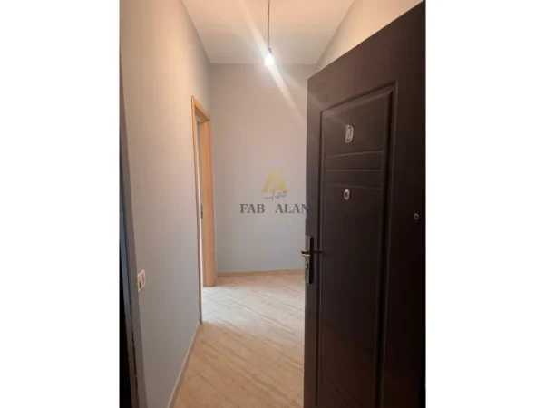 Tirane, jepet me qera apartament 2+1+Aneks+Ballkon Kati 2, 450 € (Kodra e Diellit)