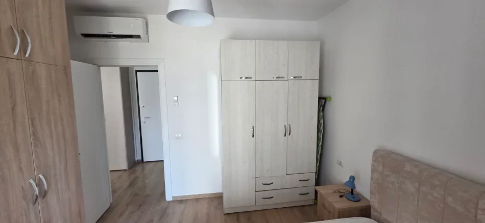 Tirane, jepet me qera apartament 1+1 Kati 3, 65 m² 550 € (Don bosko)