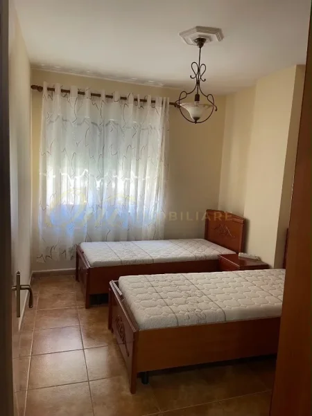 Tirane, shitet apartament 3+1+Aneks+Ballkon Kati 2, 96m² 365.000 € (PALLATET AGIMI)