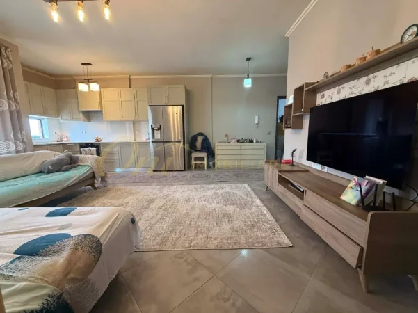 Tirane, shitet apartament 2+1 Kati 5, 102 m² 195.000 € (RRUGA E DIBRES)