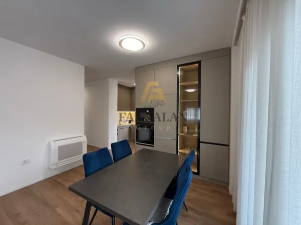 Tirane, shitet apartament 2+1+Ballkon , 105 m² 280.000 € (Kodra e Diellit)