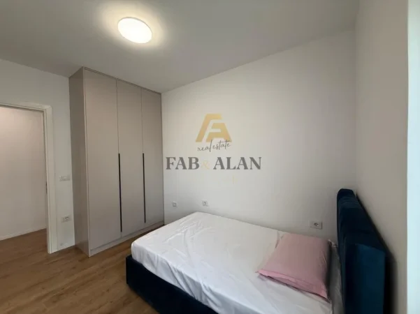Tirane, shitet apartament 2+1+Ballkon , 105 m² 280.000 € (Kodra e Diellit)