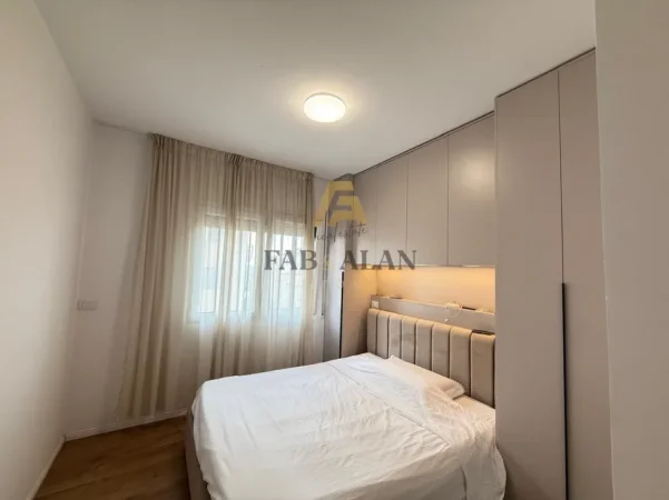 Tirane, shitet apartament 2+1+Ballkon , 105 m² 280.000 € (Kodra e Diellit)