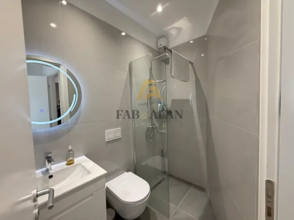 Tirane, shitet apartament 2+1+Ballkon , 105 m² 280.000 € (Kodra e Diellit)