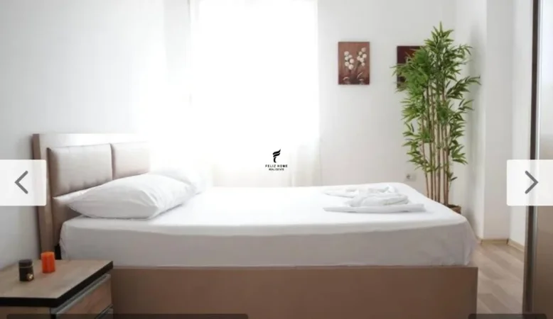 Tirane, jepet me qera apartament 1+1 Kati 1, 70 m² 700 € (QENDER)