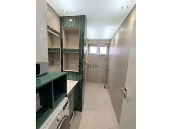 Tirane, shitet apartament 2+1 Kati 2, 76 m² 188.500 € (Brryli)
