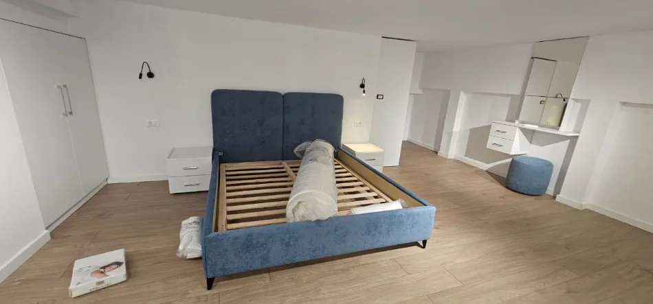 Tirane, jepet me qera apartament duplex 1+1 Kati 0, 500 € (KODRA E DIELLIT)