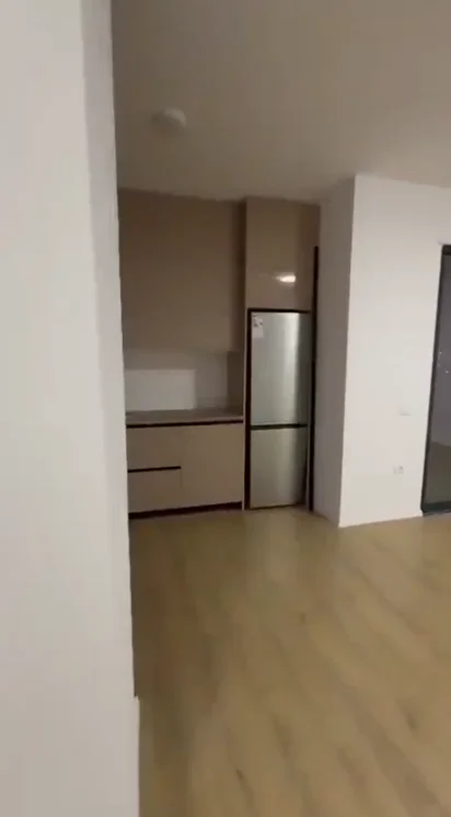Tirane, jepet me qera 3+1+Ballkon Kati 7, 125 m² 600 € (Rruga 5 Maji (Concord Center))