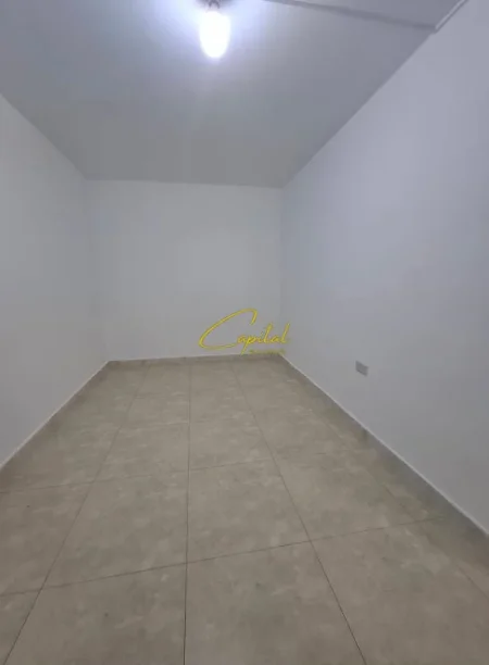 Tirane, jepet me qera ambjent biznesi Kati 0, 30 m² 700 € (RRUGA E DIBRES)